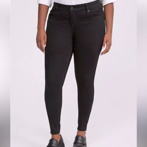 Torrid Bombshell Premium Stretch Skinny Jeans black size 16R